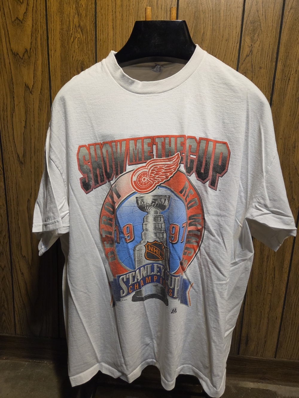 Detroit Red Wings White 'Show Me The Cup' Stanley Champions 1997 T-Shirt Starter
